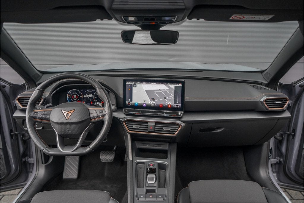 CUPRA Formentor 1.4 e-Hybrid Performance Pano ACC Keyless Ca, 12 maanden, Gebruikt, 4 cilinders, Plug-in hybride