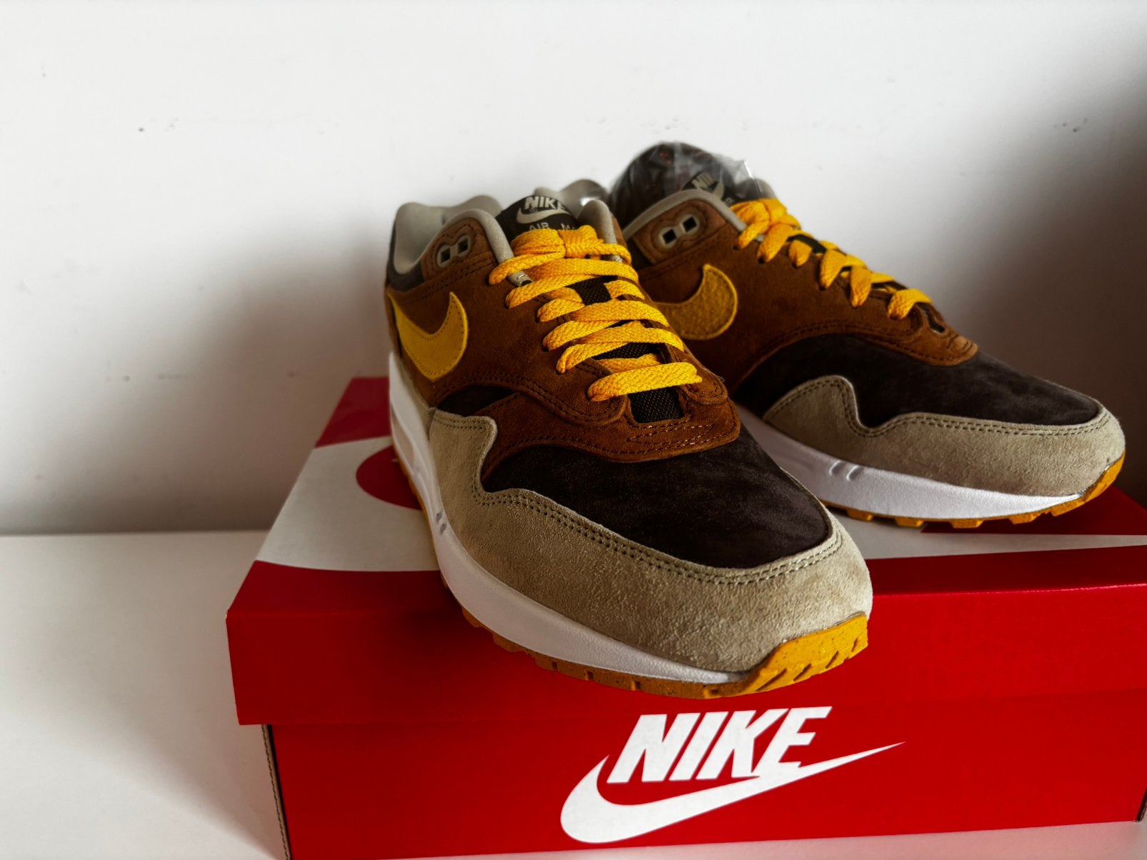 Nike Air Max 1 Duck Pecan, Ophalen of Verzenden, Nieuw, Overige kleuren