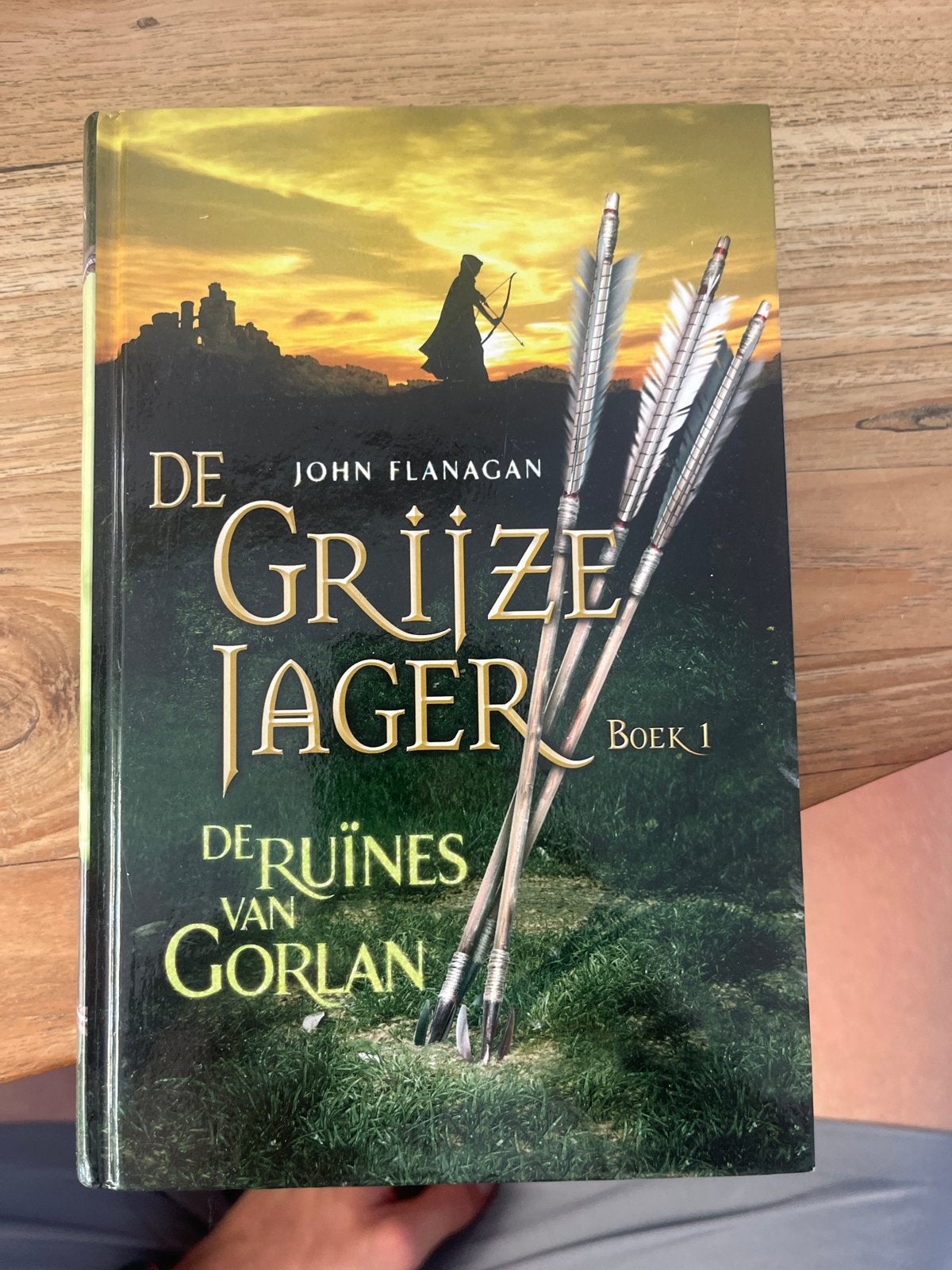 John Flanagan - De ruïnes van Gorlan, Ophalen of Verzenden, Zo goed als nieuw, John Flanagan