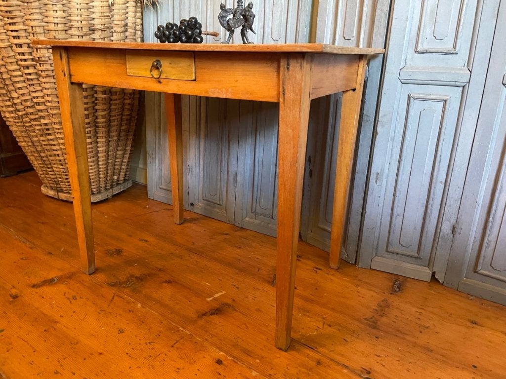 Tafeltje Bijzettafeltje salontafeltje Frans, Antiek en Kunst, Antiek | Meubels | Tafels, Ophalen of Verzenden