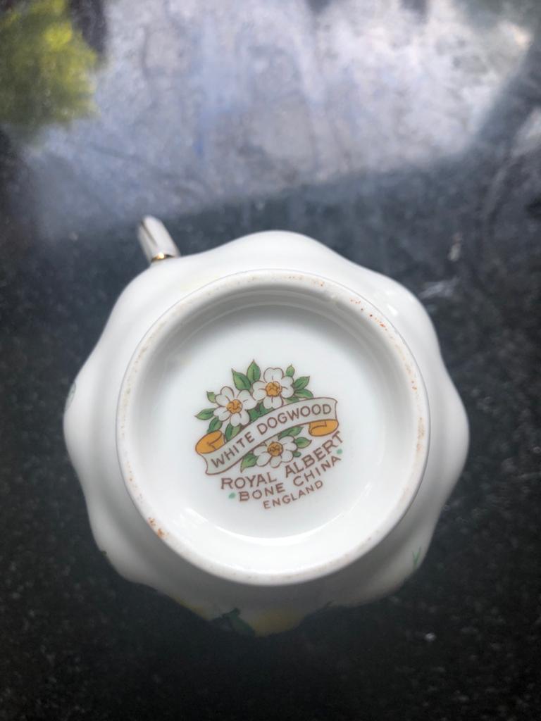 Royal Albert White Dogwood Kop en Schotel, Ophalen of Verzenden