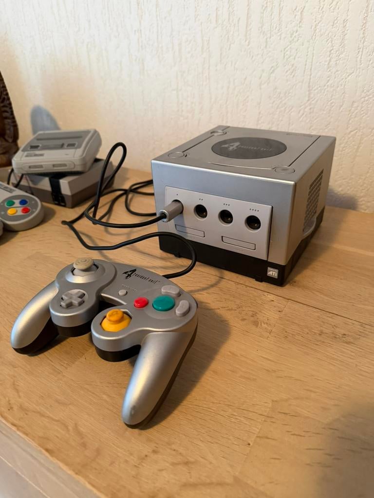 Nintendo GameCube Resident Evil 4 Limited Edition, Spelcomputers en Games, Spelcomputers | Nintendo GameCube, Ophalen of Verzenden