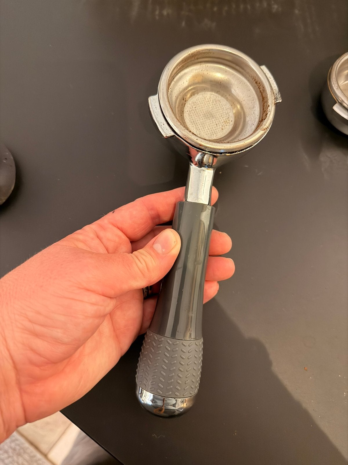 Originele Nuova Simonelli filterdrager enkele uitloop, Witgoed en Apparatuur, Koffiemachine-accessoires, Gebruikt, Barista-accessoire