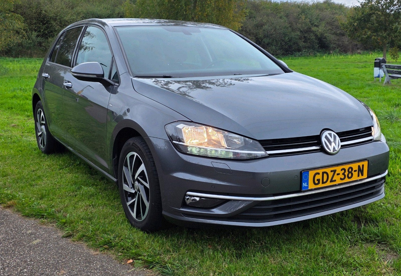 Volkswagen Golf 110pk 7-DSG ACC automaat stoelverwarming, Auto's, Stof, Euro 6, 620 kg, Adaptive Cruise Control