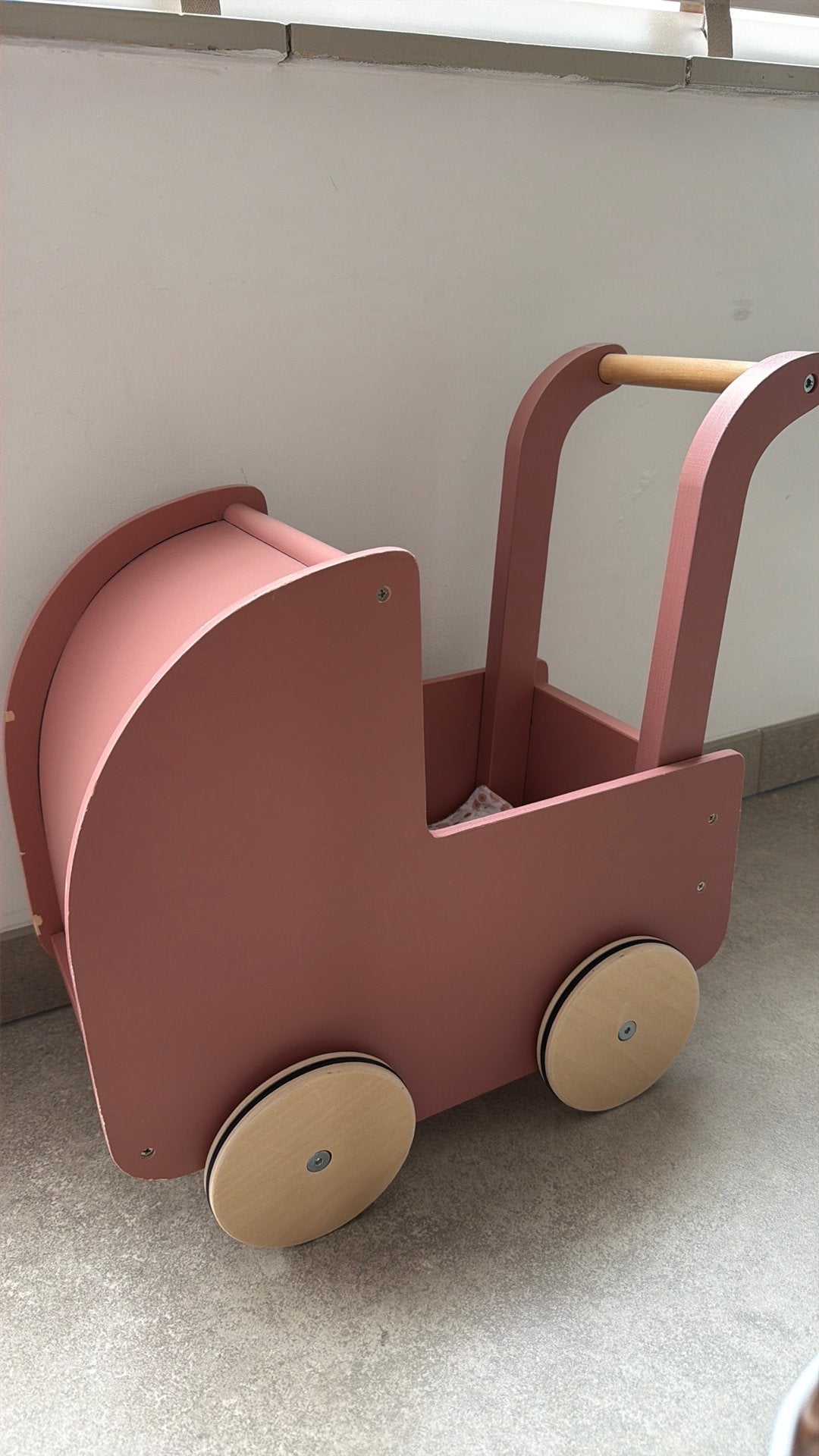 Little dutch kinderwagen + pop, Ophalen, Gebruikt, Rij- of Hobbelspeelgoed