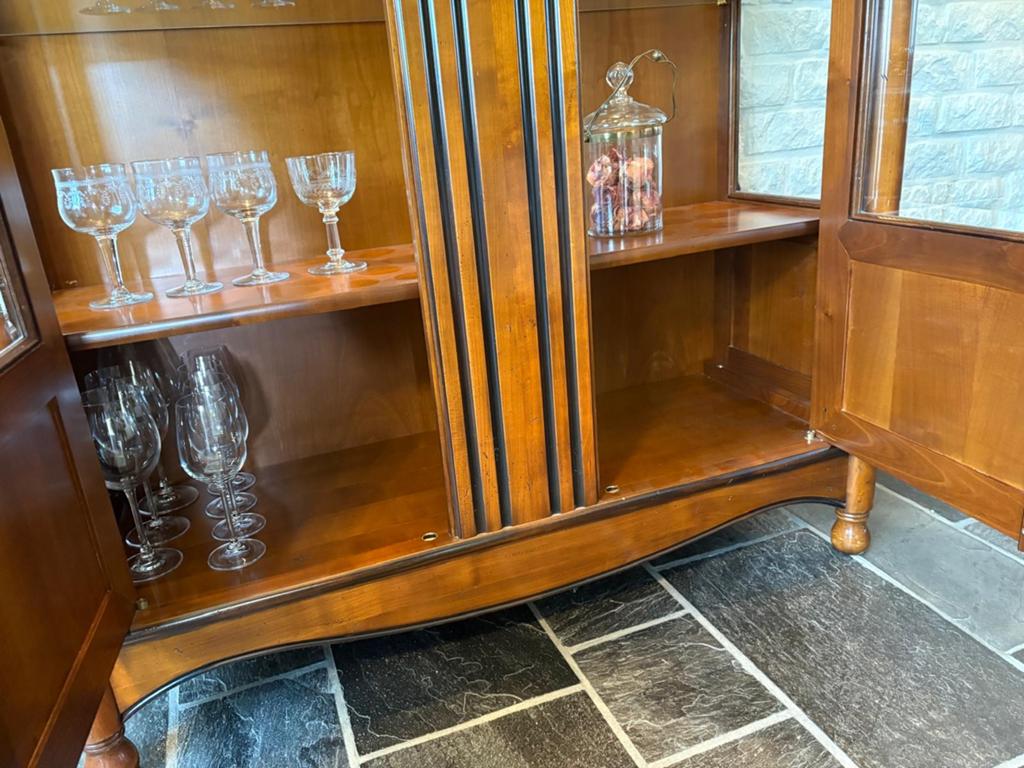 Prachtige Vitrinekast met Glazen Planken en Verlichting, Huis en Inrichting, Kasten | Vitrinekasten, Ophalen, 100 tot 150 cm, 200 cm of meer