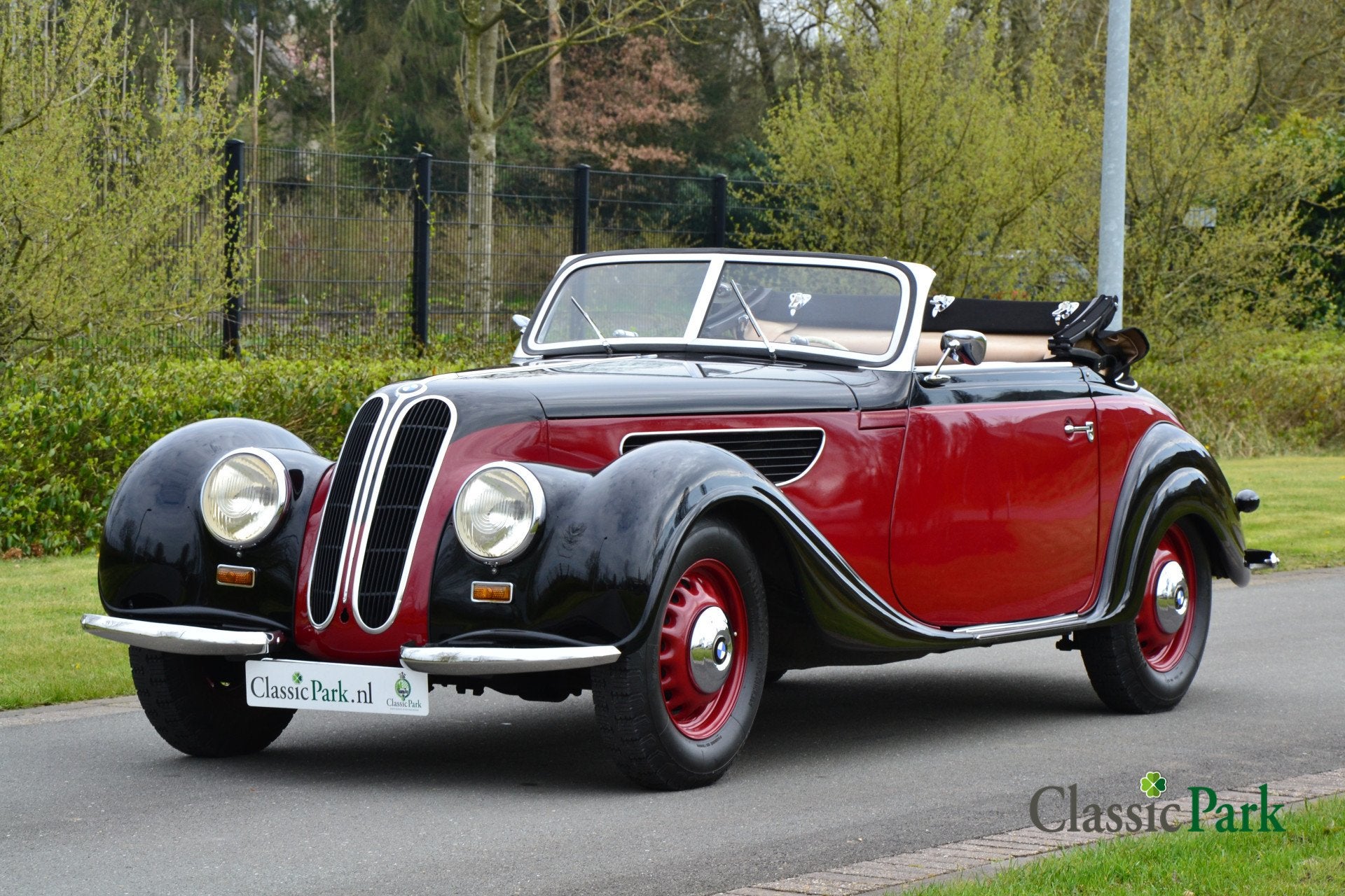 BMW 3 Serie 327 Sportkabriolett (bj 1949), 1971 cc, Cabriolet, Zwart, Leder