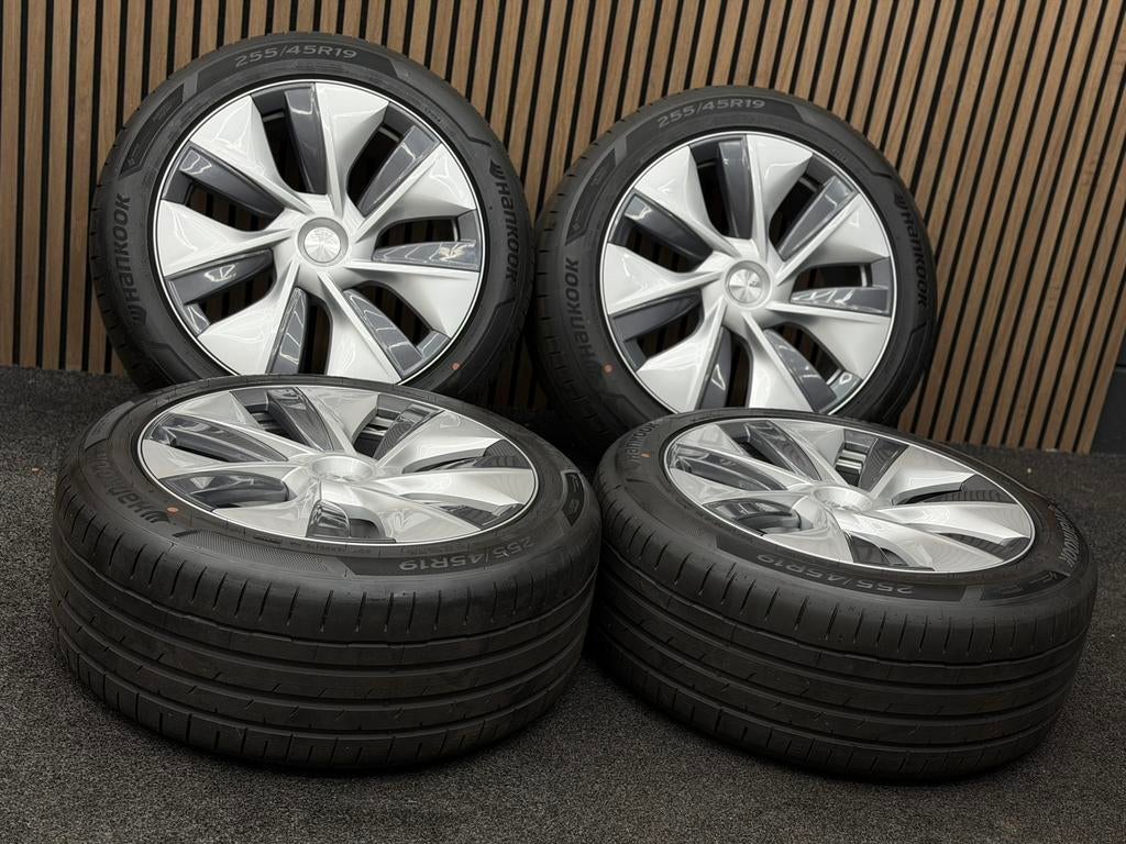 ZGAN! Originele 19 inch Tesla Model Y Gemini 5x114.3 Hankook, Auto-onderdelen, Banden en Velgen, 255 mm, ., Banden en Velgen, .