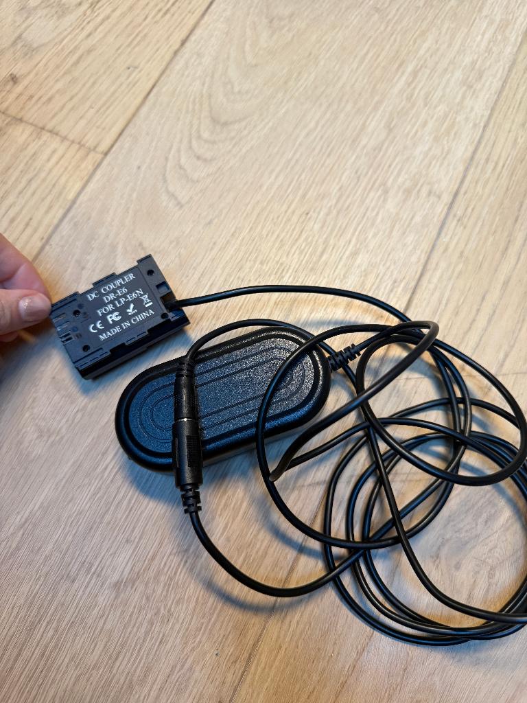 DR-E6 Battery Coupler, Ophalen, Zo goed als nieuw