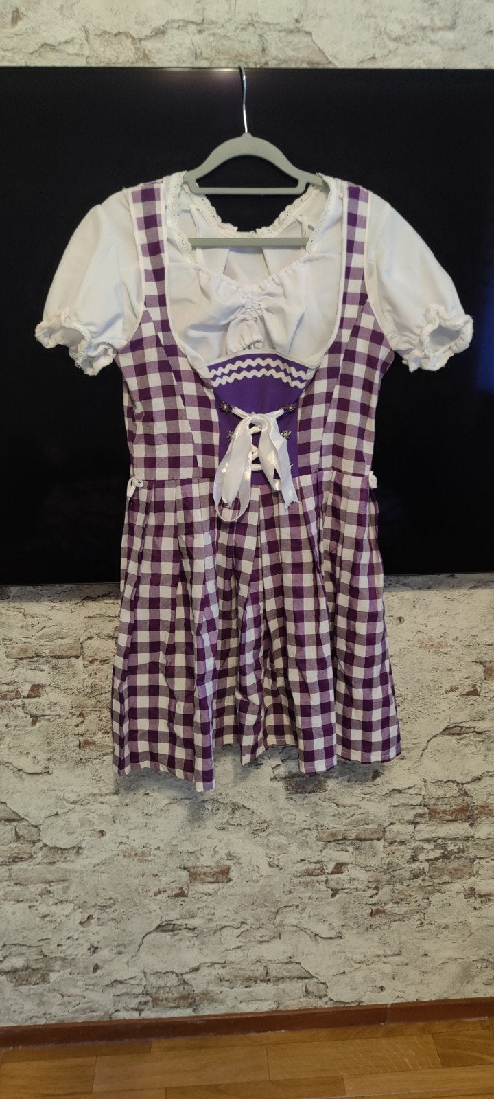 Dirndl jurk paars/wit geruit voor Oktoberfeest (NIET GRATIS), Kleding | Dames, Carnavalskleding en Feestkleding, Ophalen