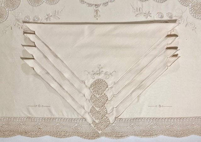 Antiek Frans tafelkleed met 12 servetten Richelieu handwerk, Ophalen of Verzenden