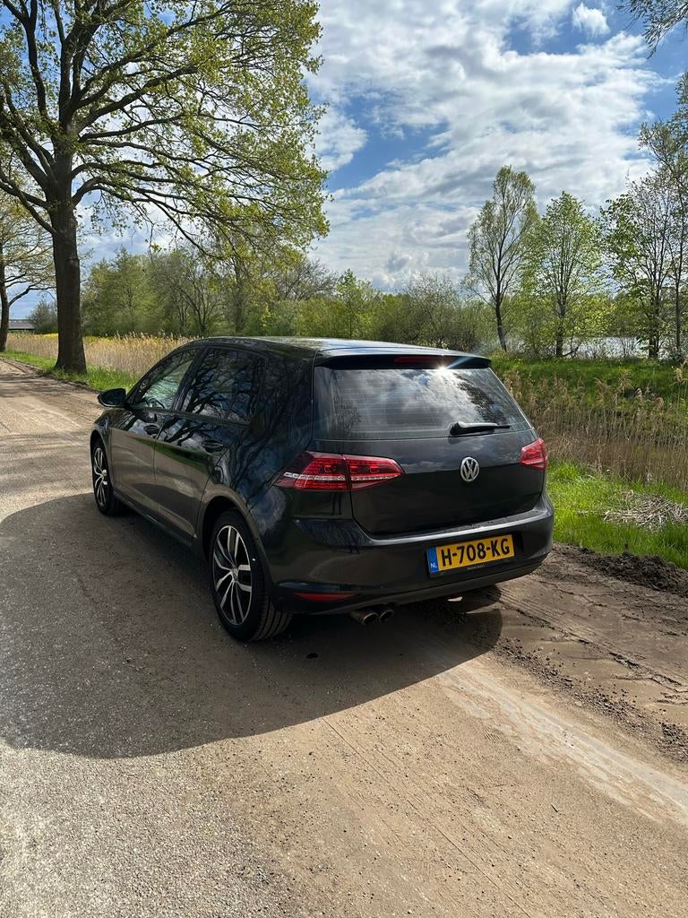 VW Golf 7 1.4 TSI ACT Highline /ACC/Massage/Autopark/VOL OPT, Auto's, 4 cilinders, 1193 kg, Zwart, 1395 cc