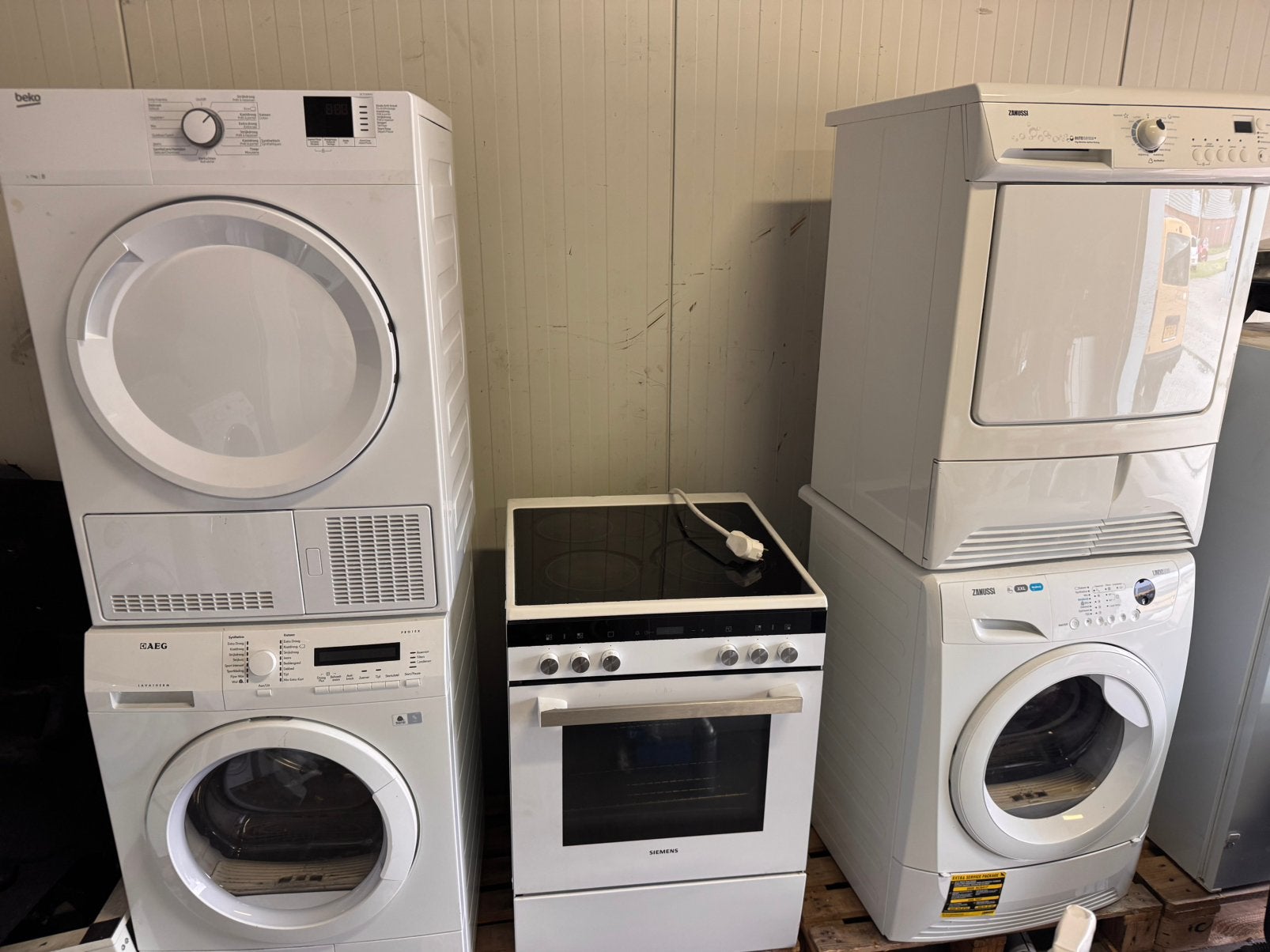 Partij witgoed voor weinig. Condensdroger warmtepomp etc, Ophalen, 6 tot 8 kg, Zo goed als nieuw, 85 tot 90 cm