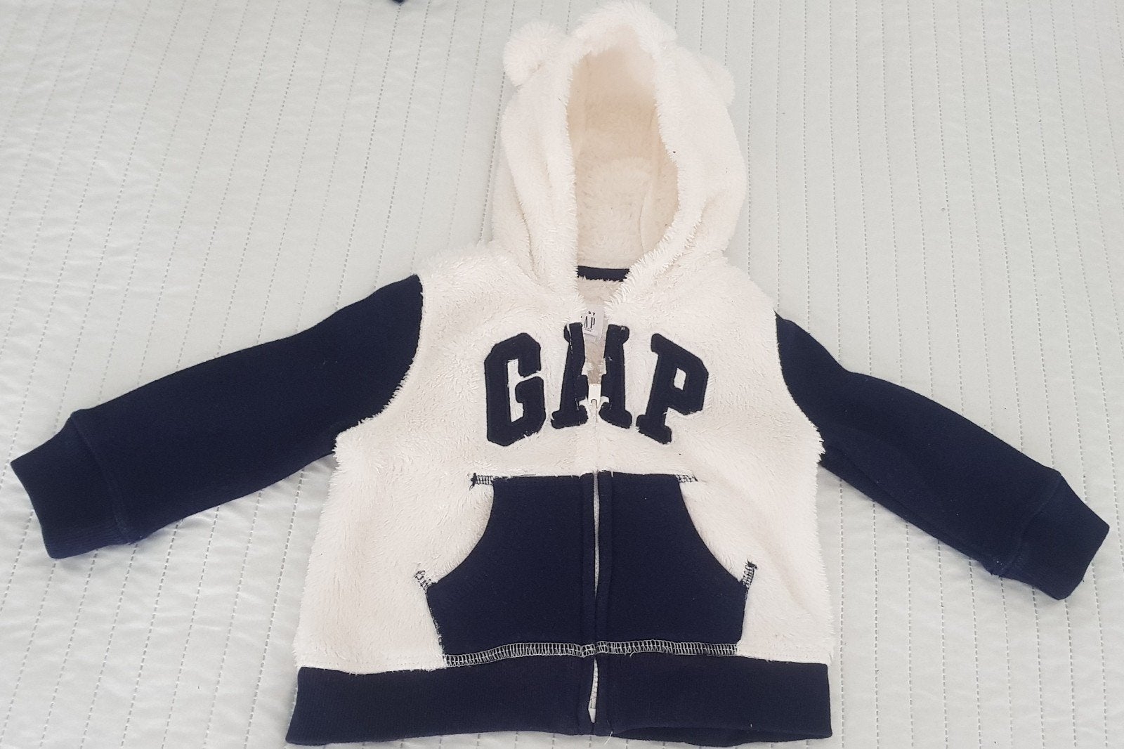 Gap baby teddy vest blauw creme jasje berenpak maat 74 jasje, Zo goed als nieuw, Verzenden, Jongetje of Meisje, Truitje of Vestje