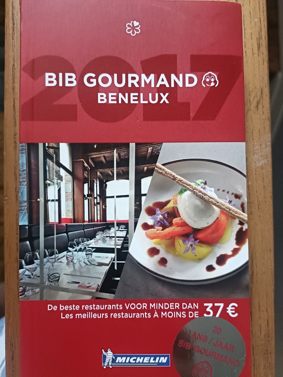 Michelin Bib Gourmand Benelux Gids, Boeken, Kookboeken, Hoofdgerechten, Michelin, Nieuw, Ophalen of Verzenden