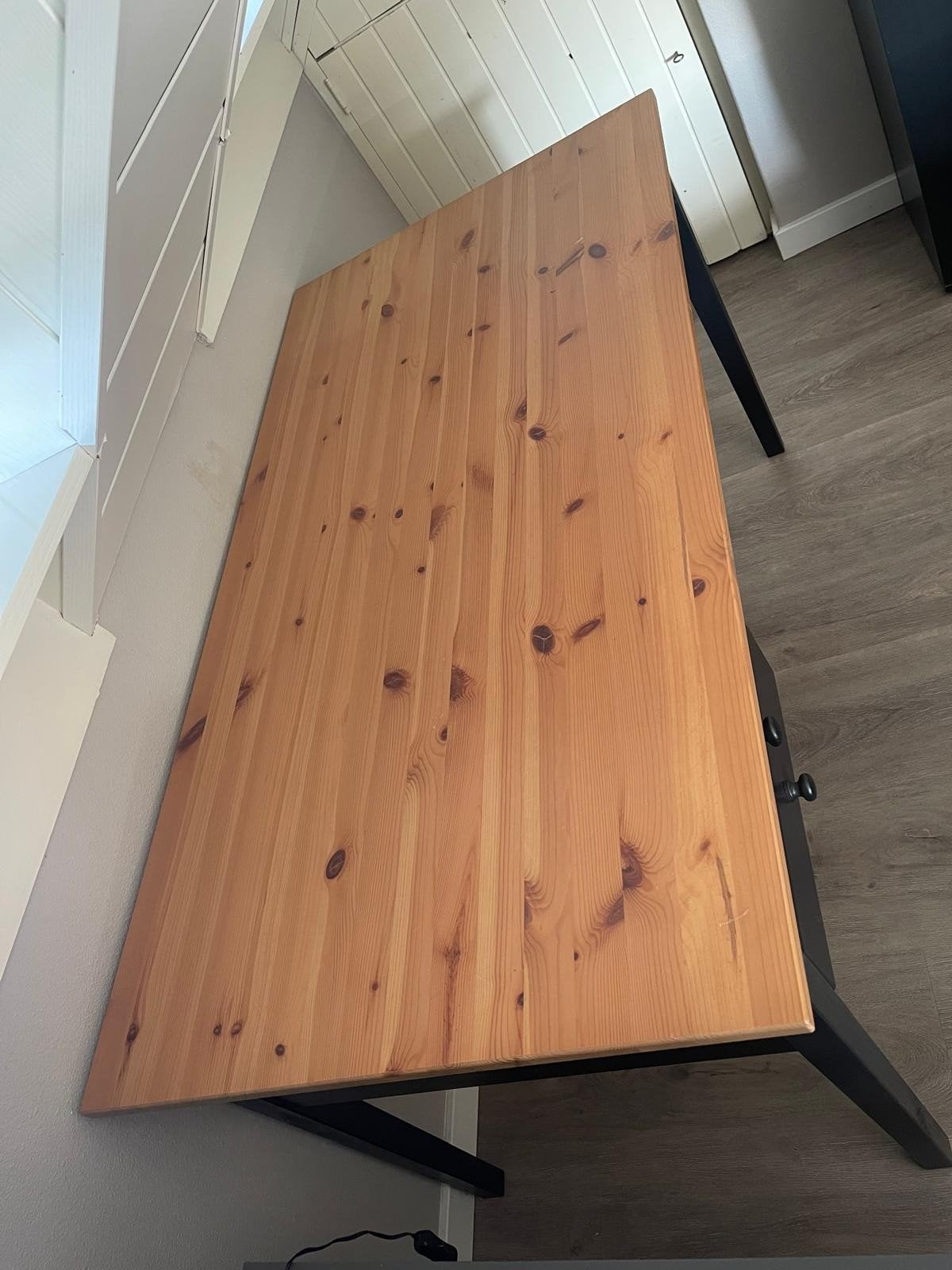 Houten bureau met lades - 140x70cm, Huis en Inrichting, Bureaus, Ophalen, Gebruikt, Hout, Bruin