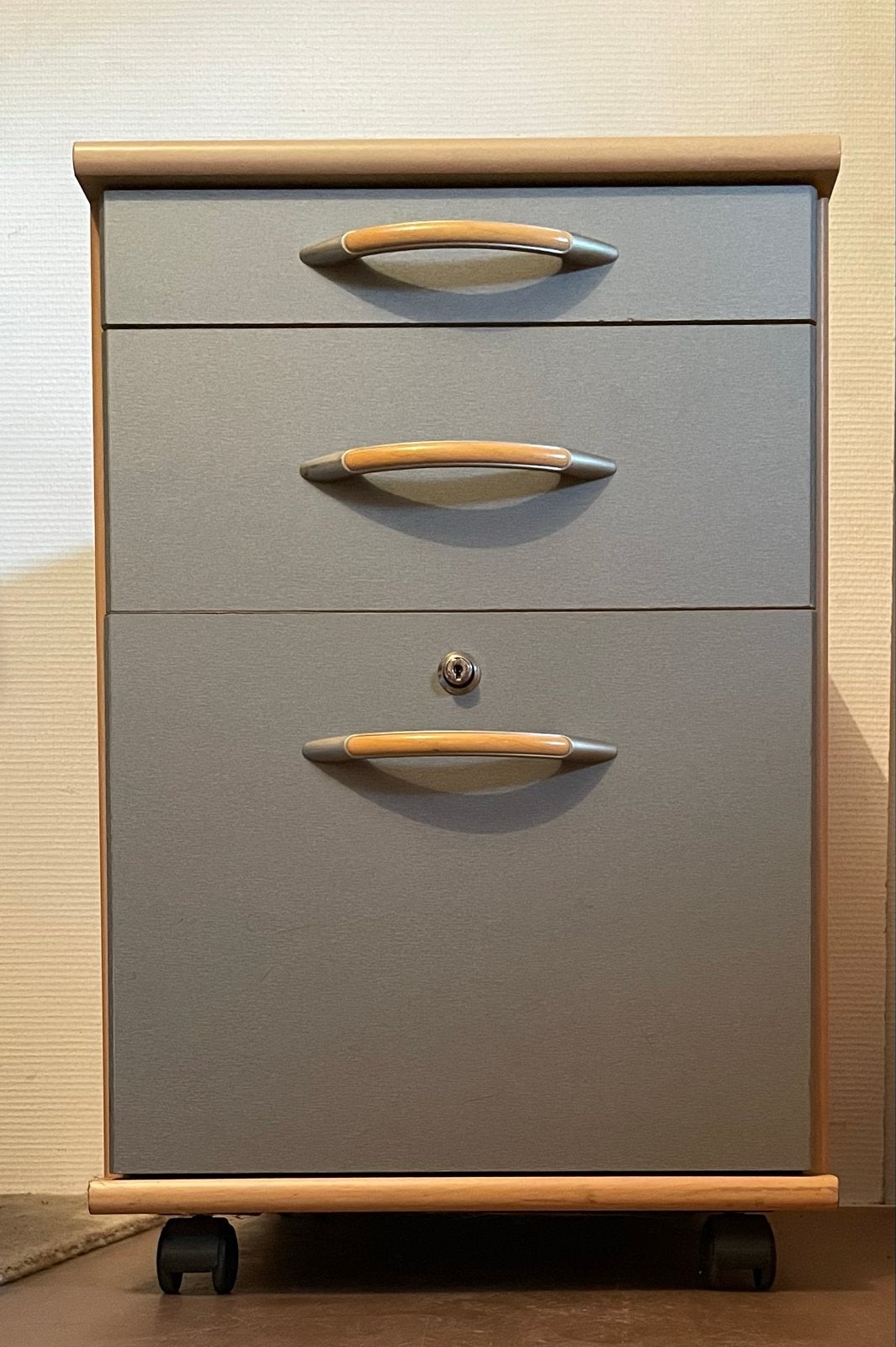 2 x Nette ladeblok op wielen - sleutel kwijt, Huis en Inrichting, Kasten | Ladekasten, Minder dan 50 cm, Gebruikt, Ophalen of Verzenden