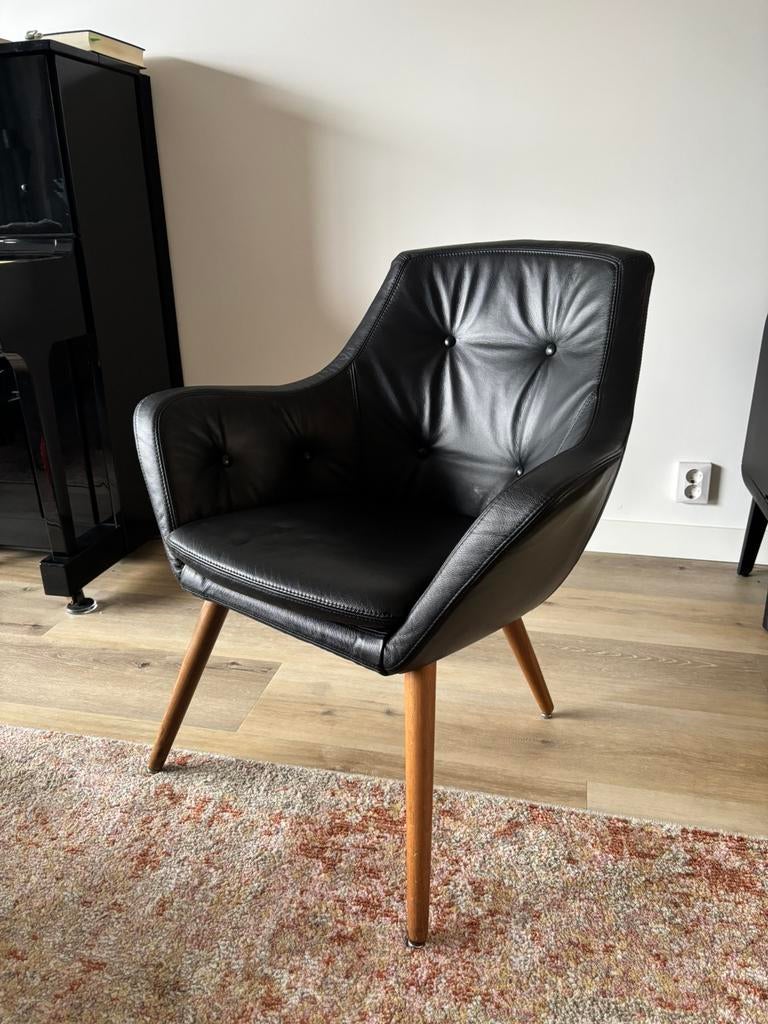 Montel fauteuil Hanna zwart leer, Ophalen, Zo goed als nieuw, 50 tot 75 cm, Leer