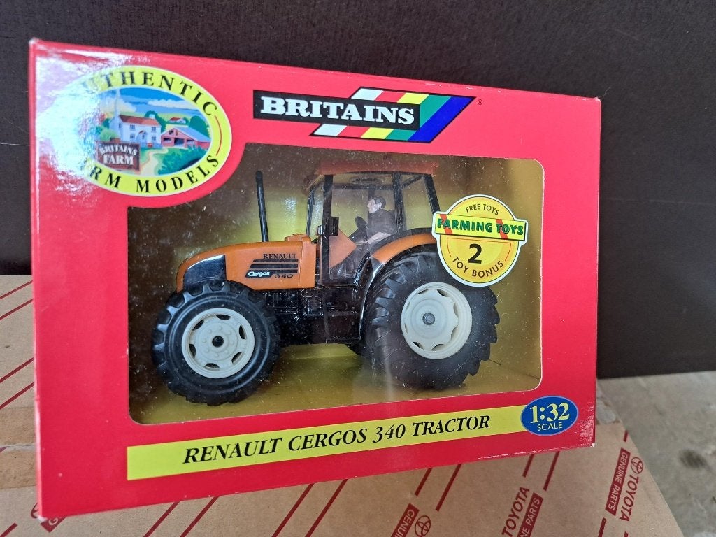 Britains 00225 RENAULT Cergos 340 1:32 Tractor in doos nieuw, Ophalen of Verzenden, Nieuw, Tractor of Landbouw, Britains