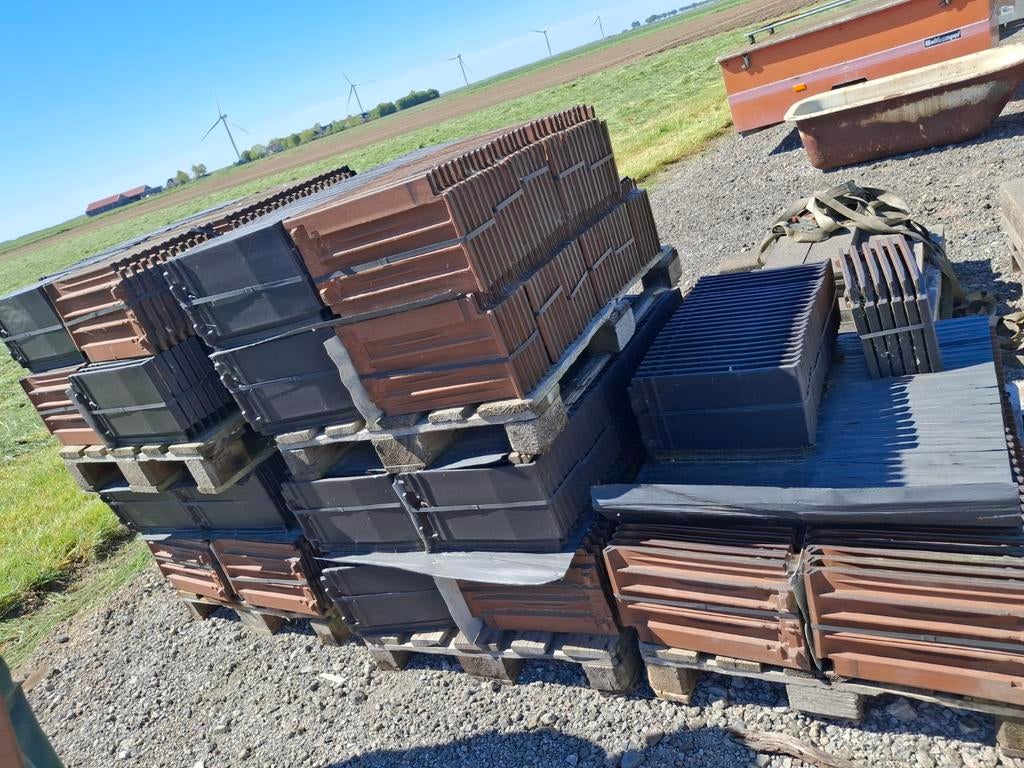 Sneldek dakpannen - Zwart - 550 stuks, Doe-het-zelf en Verbouw, Dakpannen en Dakbedekking, Ophalen, Steen of Klei, Zwart, Nieuw