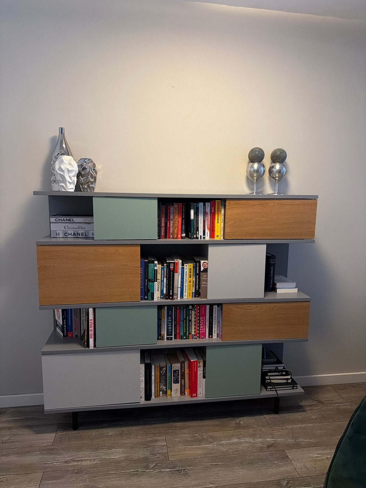 Moderne Boekenkast met Opbergvakken, Ophalen, 100 tot 150 cm, Zo goed als nieuw, 150 tot 200 cm