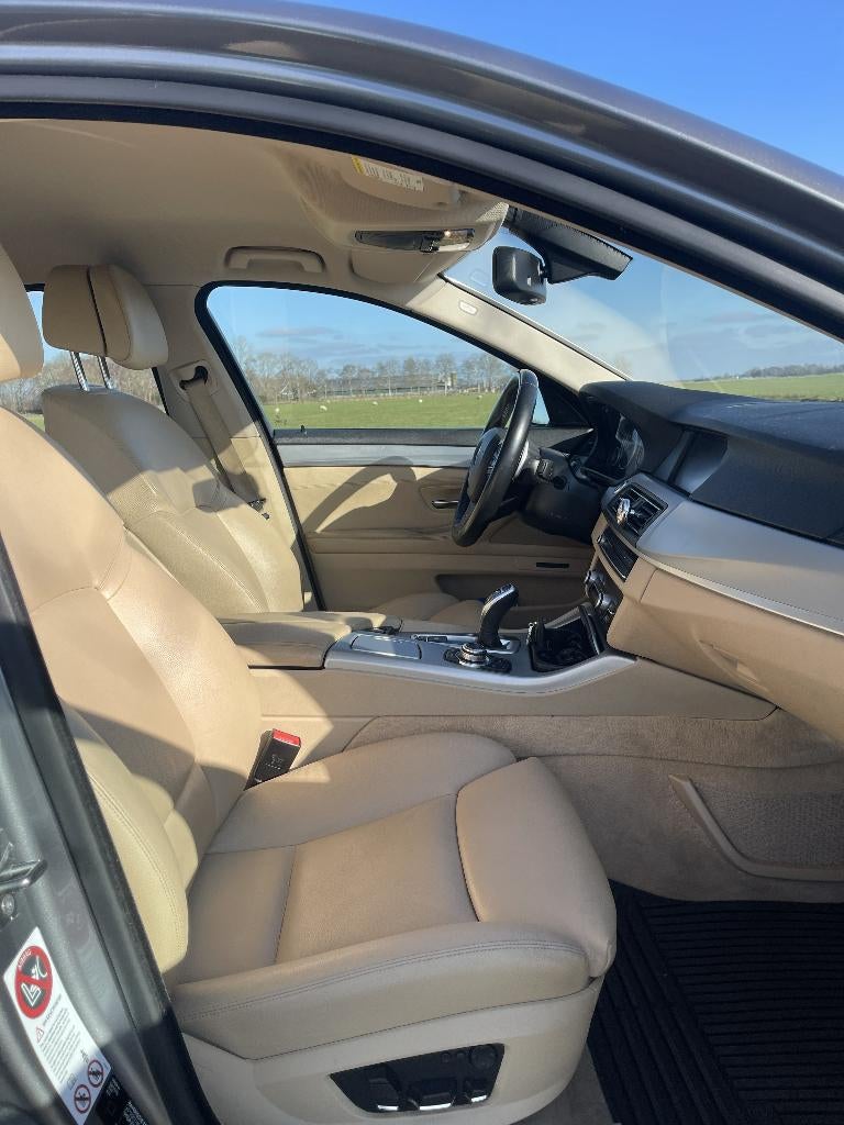 BMW 5-Serie 3.0 530I AUT 2012 Grijs, Auto's, BMW, Particulier, 5-Serie, ABS, Adaptive Cruise Control, Airbags, Airconditioning