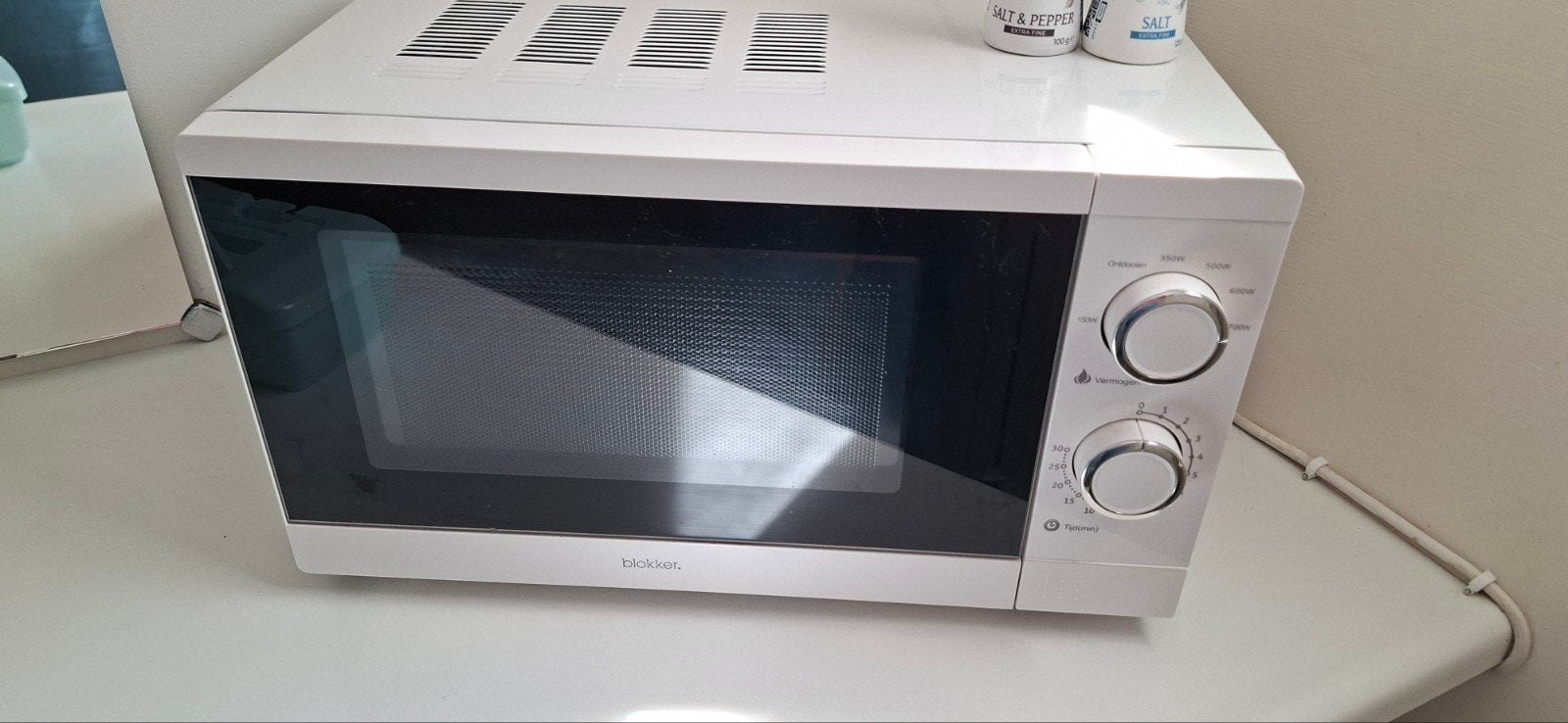 Witte BICKLETT Magnetron met Draaiplateau, Ophalen, Gebruikt, Magnetron, Draaiplateau
