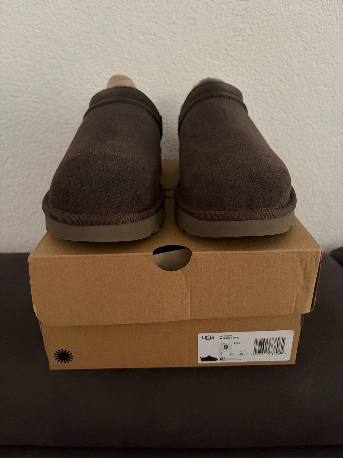 Nieuwe Nieuwe UGG Classic Micro instappers - Maat 40, Ophalen of Verzenden, Nieuw, Bruin, Instappers