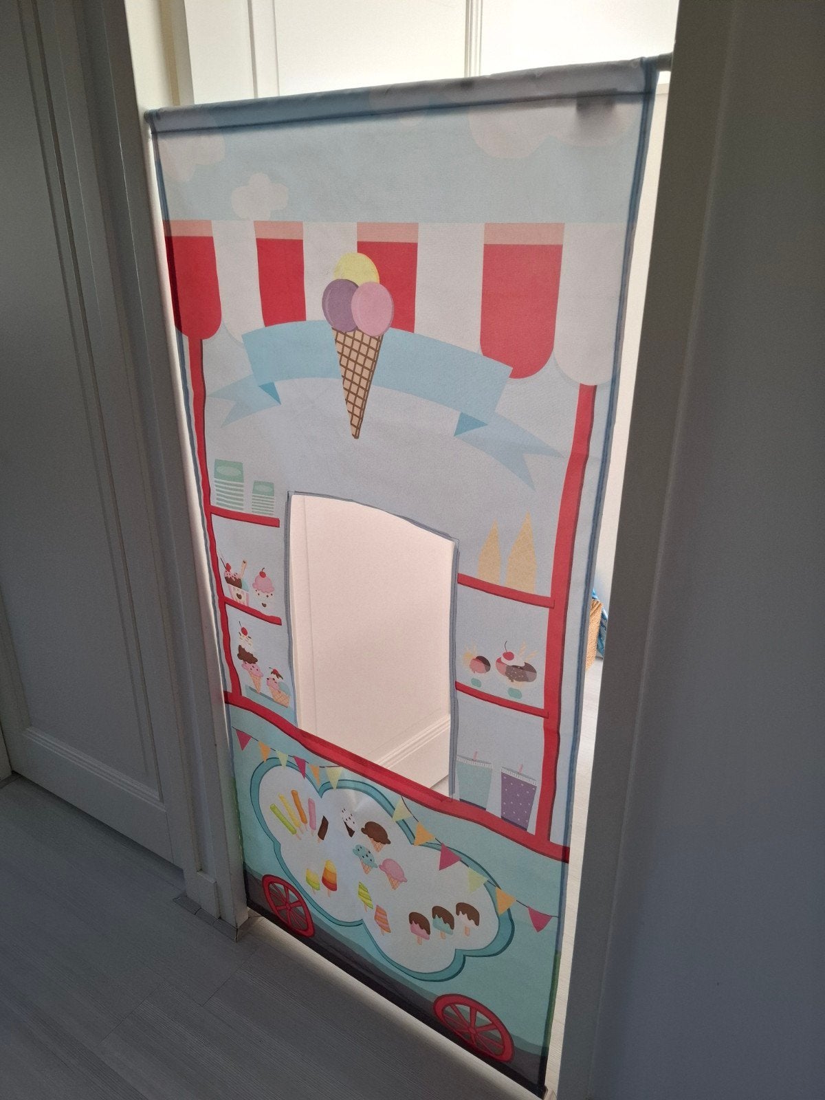 IJscokraam Speelhuisje voor Deurkozijn, Ophalen, Gebruikt, Jongen of Meisje
