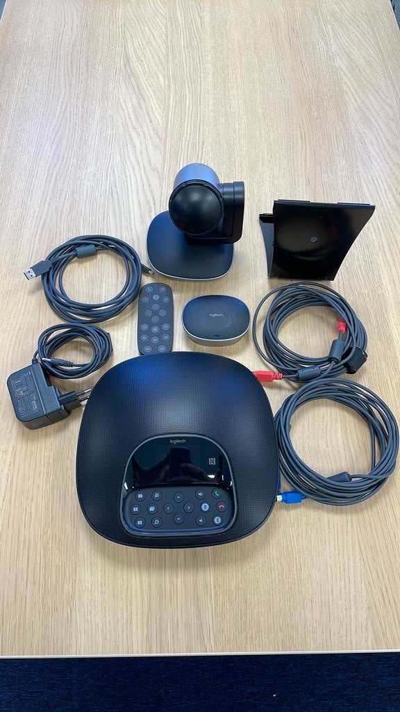 Logitech GROUP Videovergaderingssysteem - 2 stuks, Ophalen, MacOS, Zo goed als nieuw, Zoomfunctie