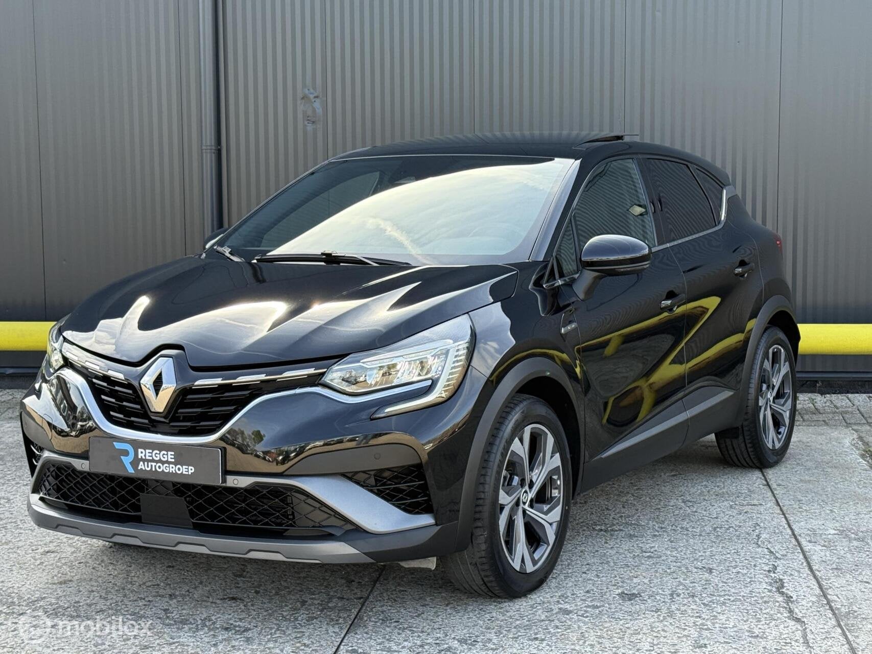 Renault Captur 1.6 E-Tech Hybrid 145 R.S. Line PANORAMADAK, Auto's, Gebruikt, Zwart, Hybride Elektrisch/Benzine, SUV of Terreinwagen