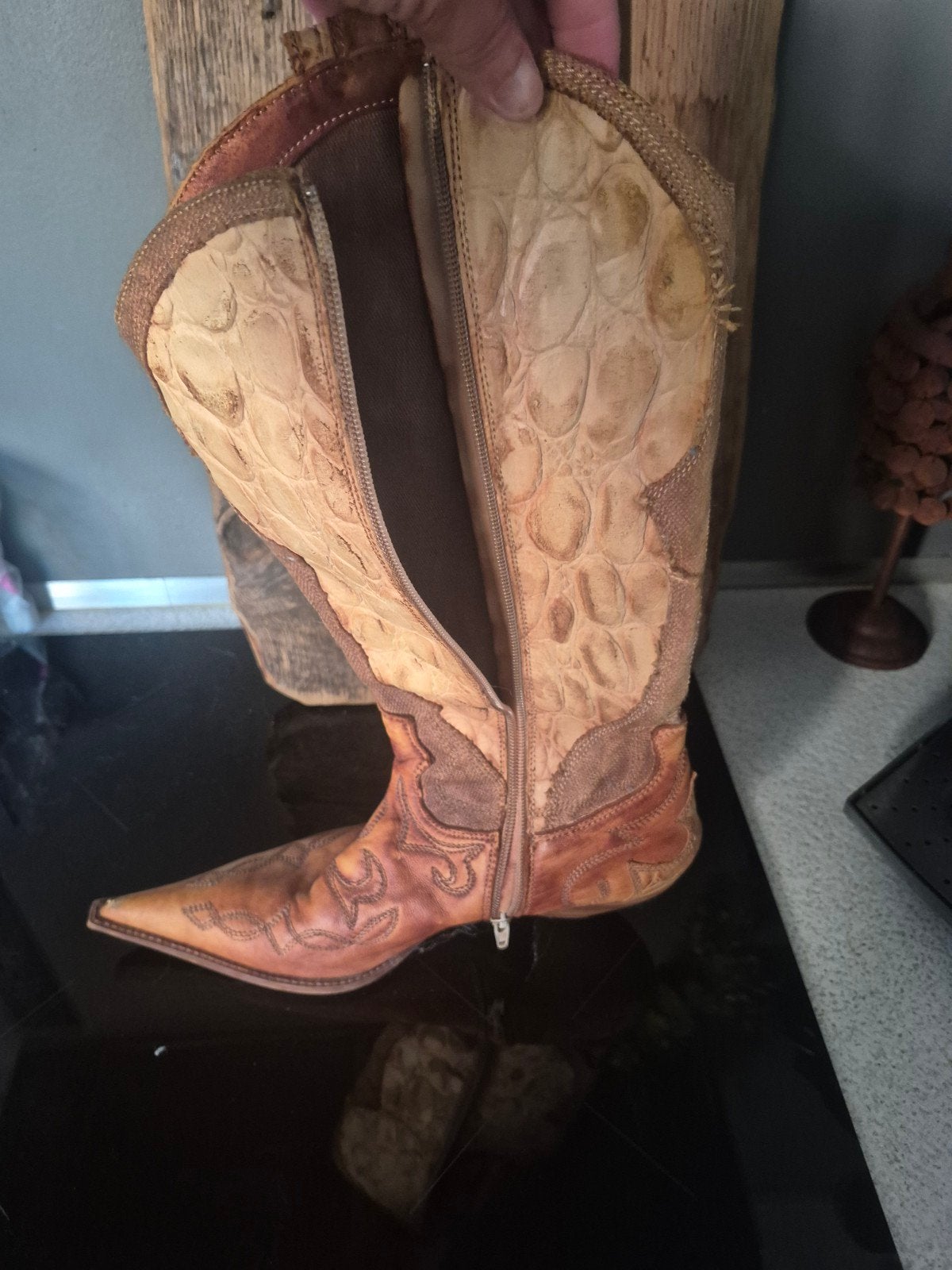 Leren cowboylaars.Maat 40., Kleding | Dames, Hoge laarzen, Beige, Ophalen of Verzenden, Zo goed als nieuw