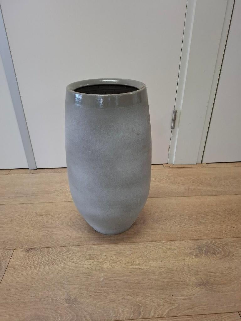 Hoge grijze planten pot bloempot 22cm x52cm, Tuin en Terras, Ophalen, Rond, Binnen, Zo goed als nieuw