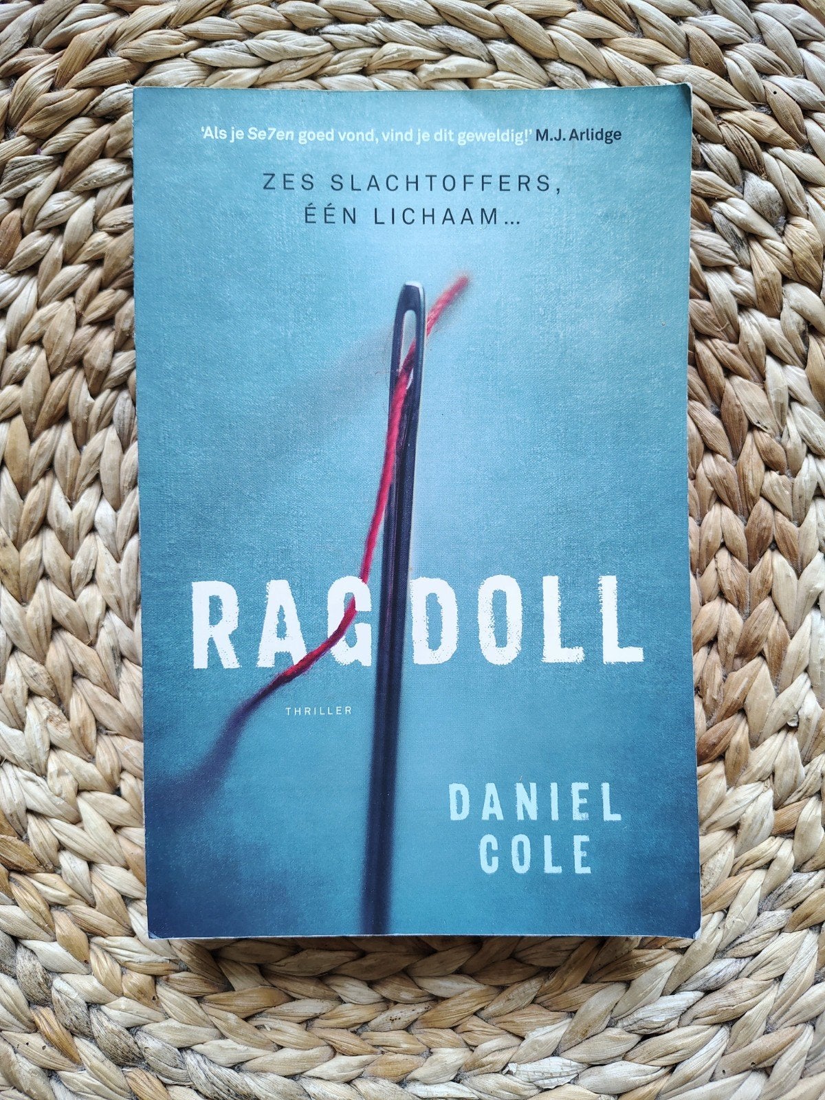 Daniel Cole - Ragdoll, Ophalen of Verzenden, Gelezen