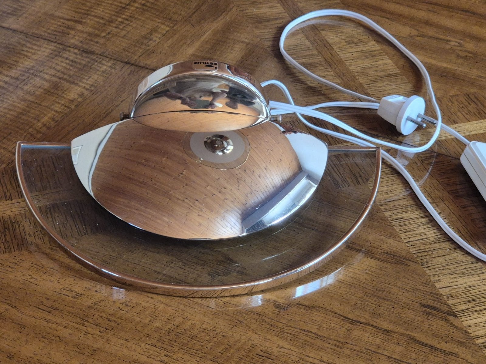 Estiluz design wandlamp by Leonardo Marelli, Ophalen, Indirect licht, Overige fittingen, Zo goed als nieuw