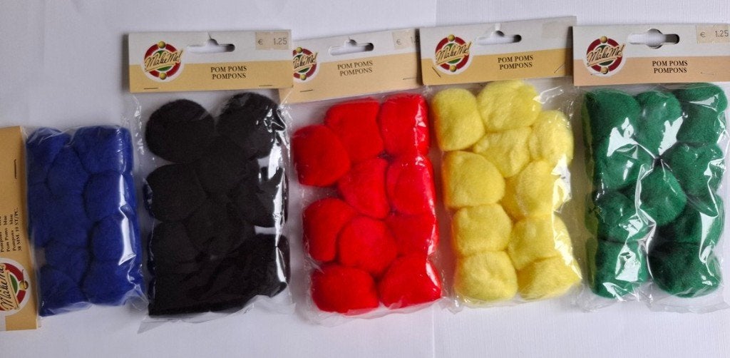 Vilten bolletejs - Pompons, Ophalen of Verzenden, Nieuw