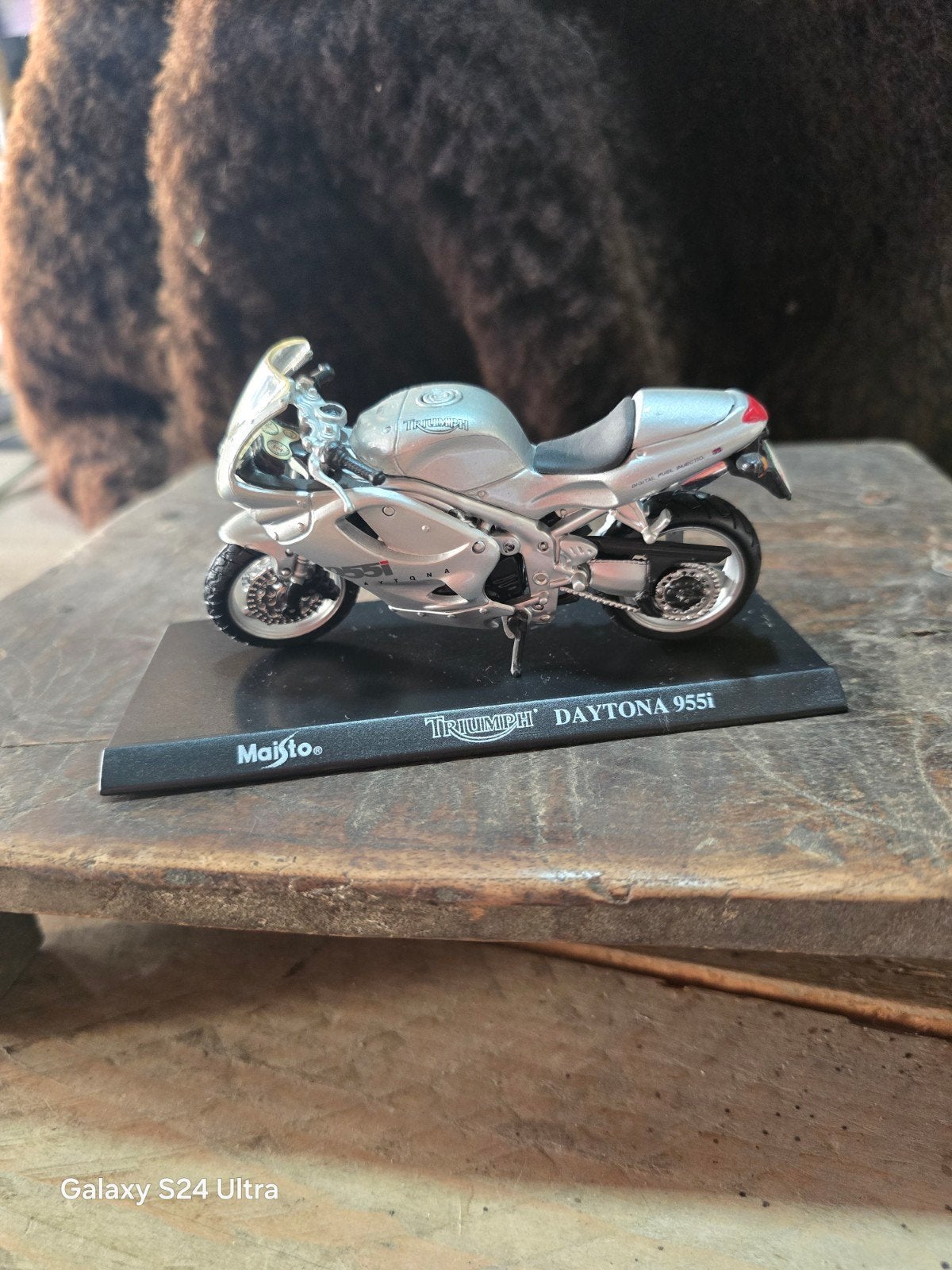 B35 > Triumph Daytona 955i, Ophalen of Verzenden