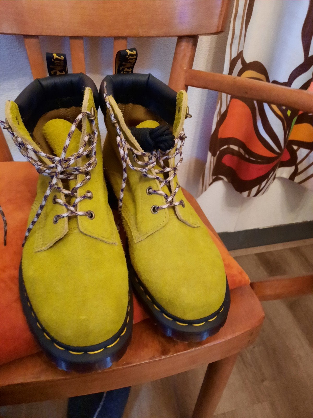 Nieuwe Dr Martens maat 44, suede leer., Ophalen of Verzenden, Nieuw, Zwart, Boots