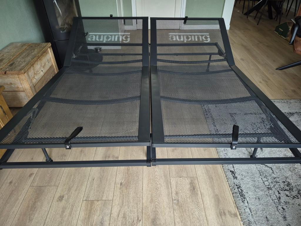 Auping bed,verstelbare bedbodem,spiraalveerbodem,90x200cm, Ophalen, 90 cm, Tweepersoons, Zo goed als nieuw