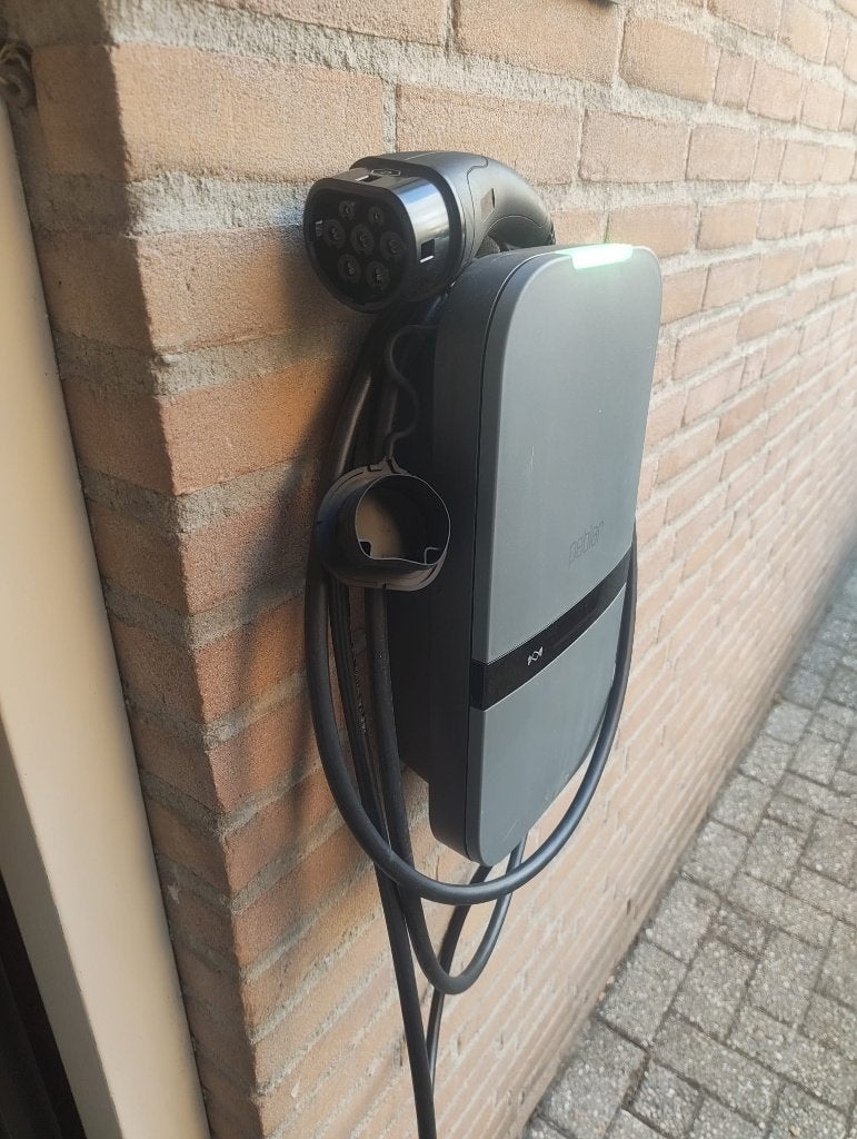 laadpaal Peblar 9 maanden oud, Ophalen of Verzenden, Zo goed als nieuw, Laadpaal