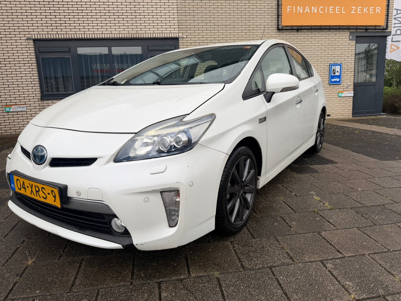 Toyota Prius 1.8 Plug-in Hybrid 136PK Aut 2012 Wit, Wit, 75 €/maand, Prius, 1798 cc