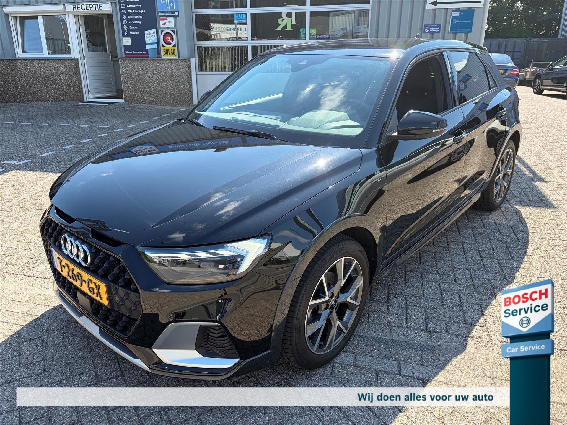 AUDI A1 Allstreet 30 TFSI 110pk Advanced Edition, Auto's, Audi, Automaat, Stof, Bedrijf, 3 cilinders