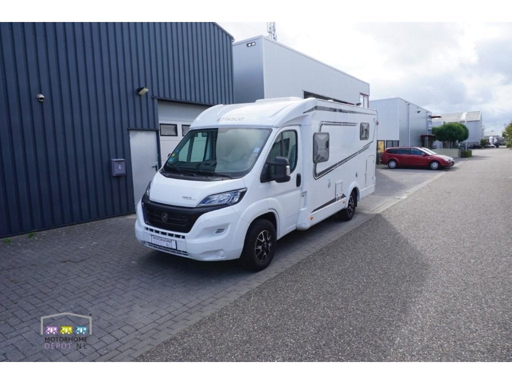 Etrusco V6.6 SB 2022 met 40.000km euro 6, Caravans en Kamperen, 6 tot 7 meter, Bedrijf, Tot en met 3, ABS