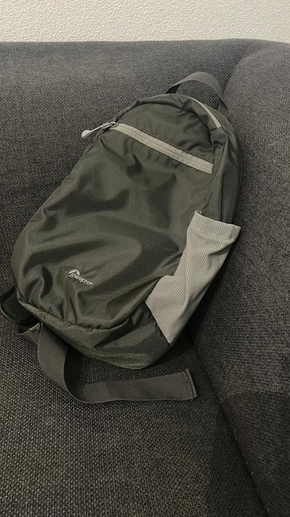 Lowepro StreamLine Sling Rugzak - Compact en Handig, Overige merken, 25 tot 40 cm, Ophalen of Verzenden, Zo goed als nieuw