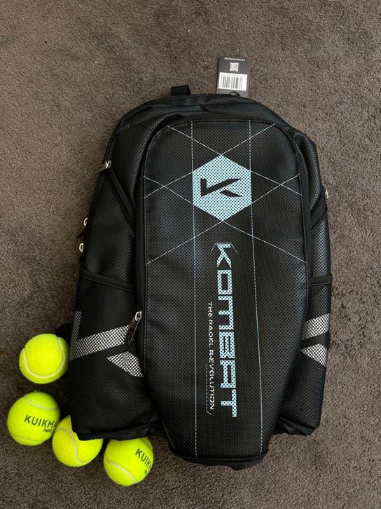 Padel tas nieuw met prijs kaartje, Sport en Fitness, Padel, Ophalen of Verzenden, Nieuw, Padeltas