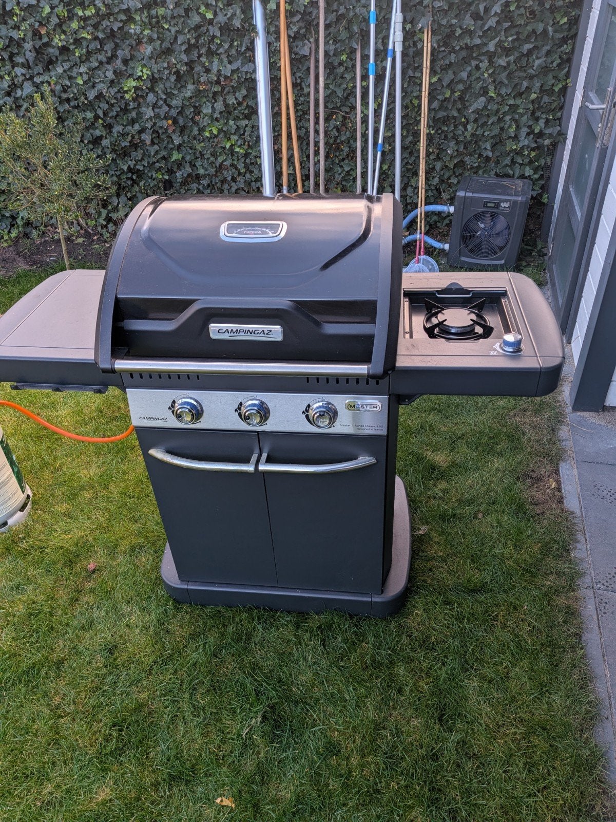 Gasbarbecue Campingaz., Ophalen