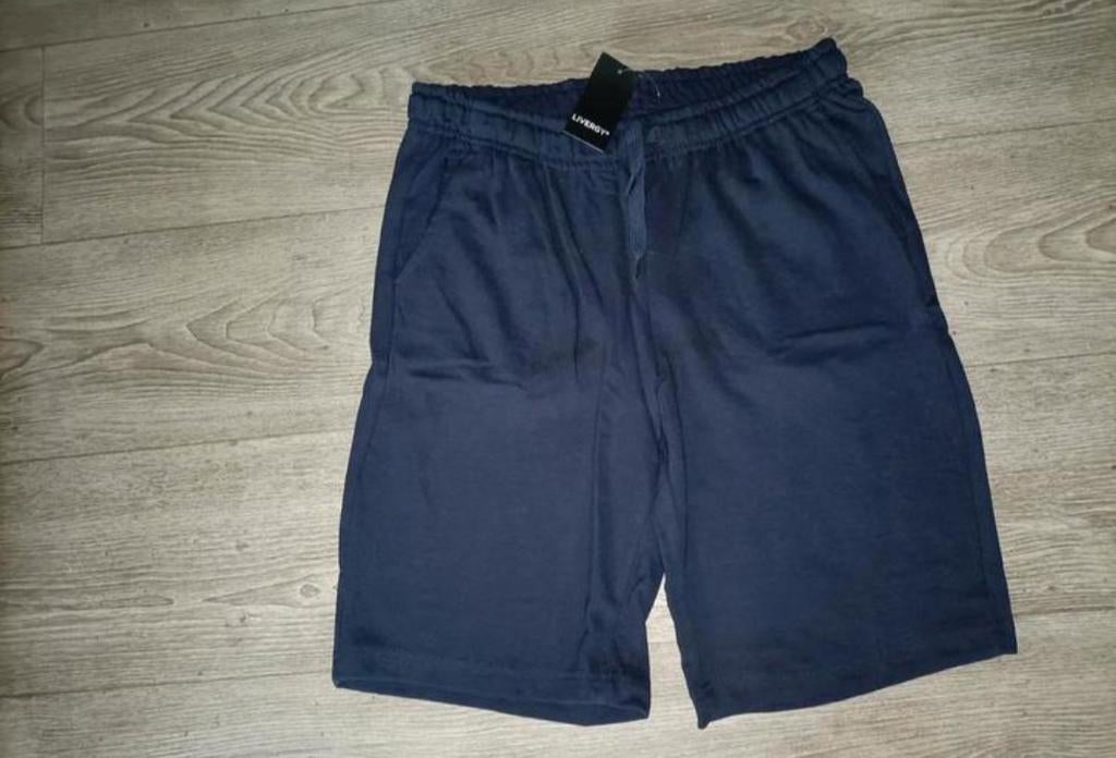 🧔short van livergy maat S🧔.   Nieuw, Kleding | Heren, Broeken en Pantalons, Nieuw, Livergy, Verzenden, Maat 48/50 (M)