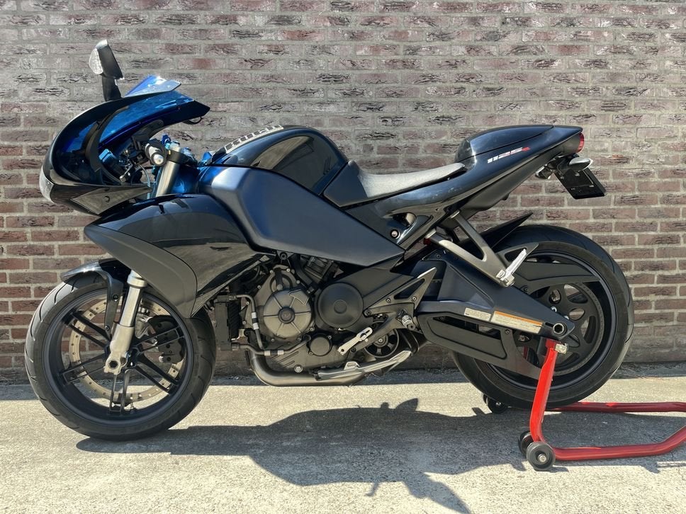 Buell 1125R (bj 2008) +- 32600 km nette motor, 2 cilinders, Motorrijbewijs A, Buell, Bedrijf