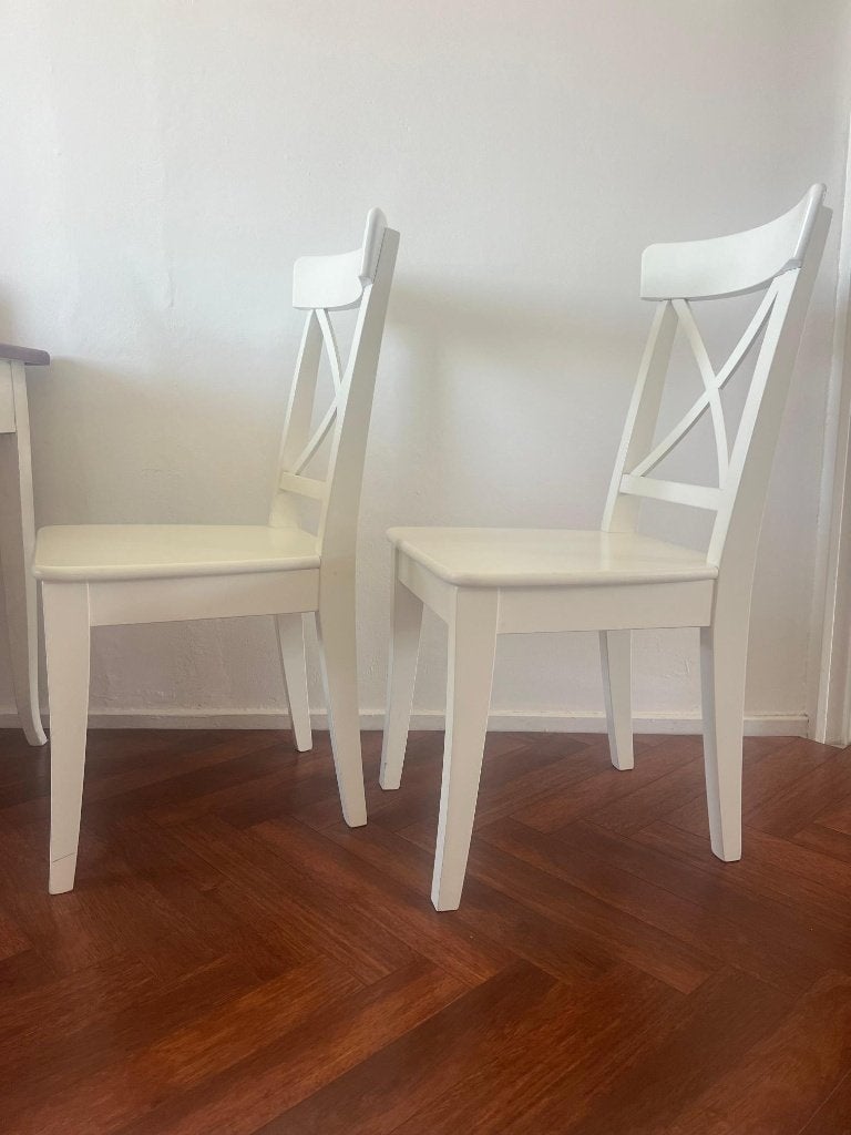 2x IKEA INGOLF eetkamerstoel wit, Ophalen, Twee, Wit, Zo goed als nieuw
