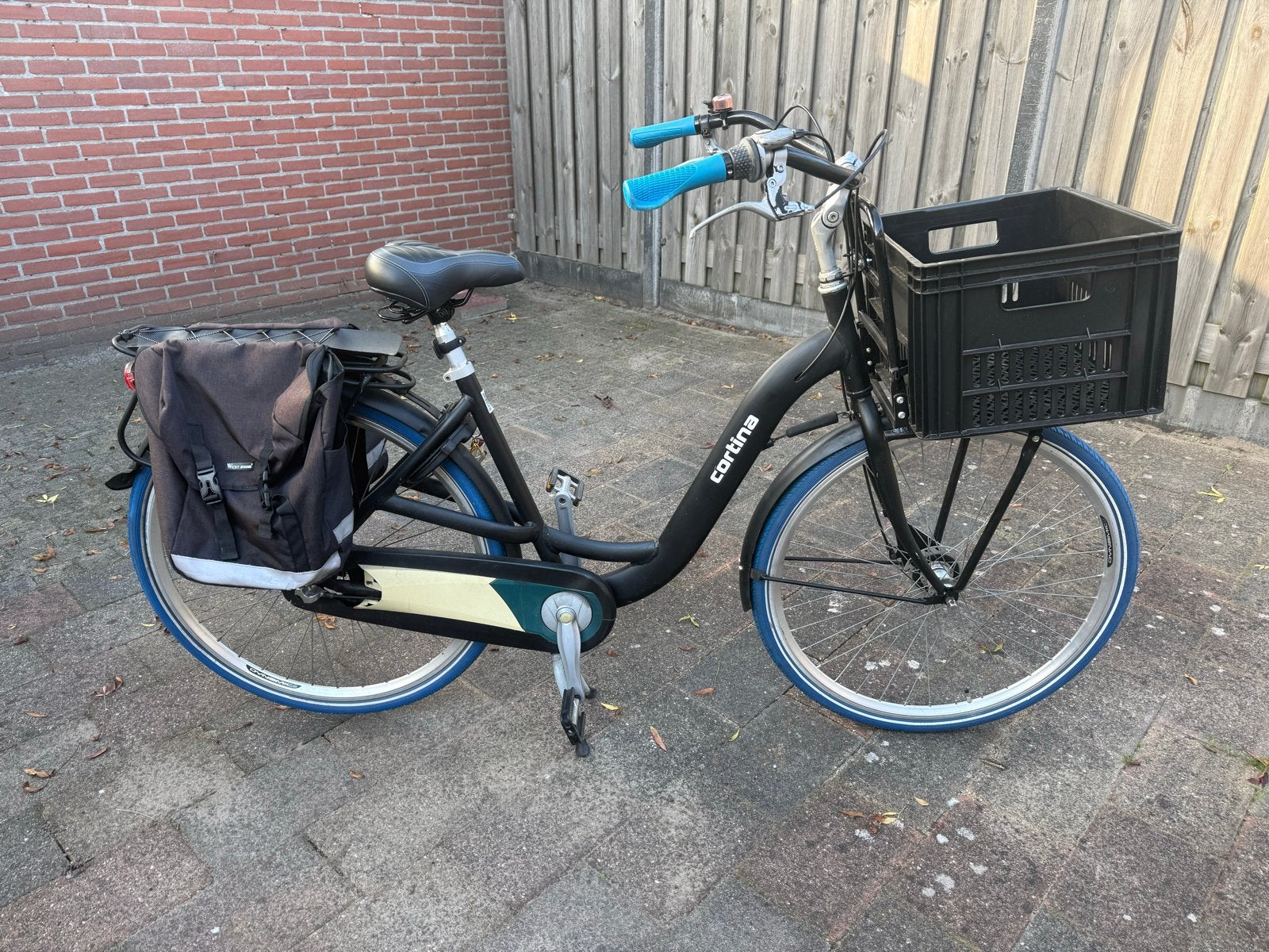 Cortina transportfiets met mand en fietstassen, Fietsen en Brommers, 50 tot 53 cm, Trommelrem, Ophalen, Overige merken